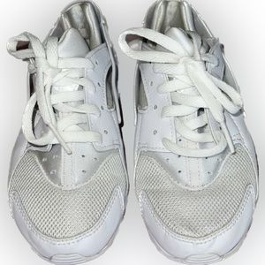 Nike air huarache size 12c